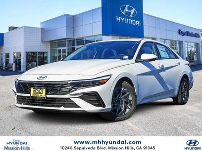 New 2026 Hyundai Elantra Blue