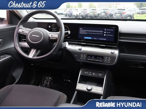 Used 2024 Hyundai Kona SEL w/ Convenience Package FWD image 14