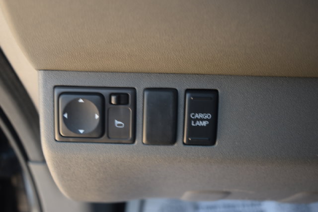 Used 2010 Nissan Frontier SE AWD/4WD image 14