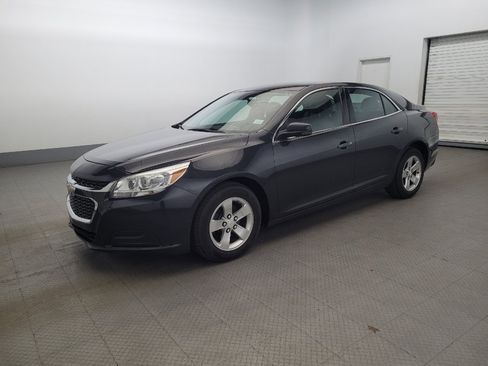 Used 2014 Chevrolet Malibu LT FWD image 2
