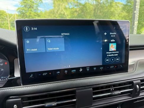 Used 2023 Lincoln Corsair Standard image 31