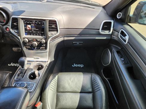 Used 2018 Jeep Grand Cherokee SRT AWD/4WD image 17