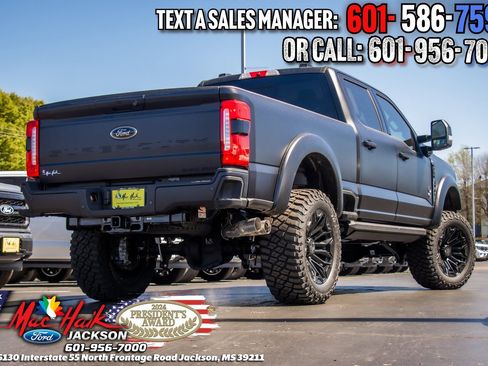 New 2026 Ford F250 Lariat w/ Black Appearance Package image 35