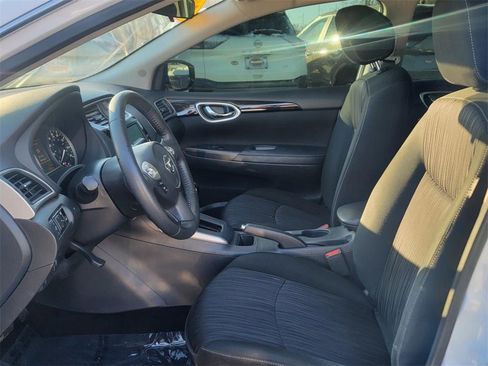 Used 2019 Nissan Sentra SV image 10