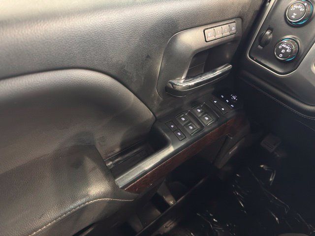 Used 2018 GMC Sierra 1500 SLT AWD/4WD image 31