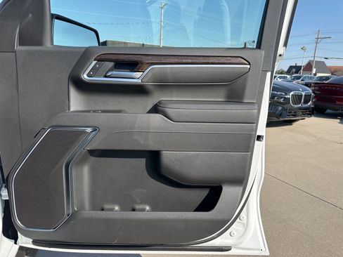 New 2026 GMC Sierra 1500 Elevation image 20