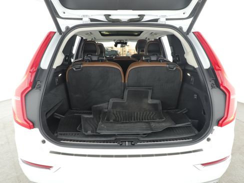 Used 2018 Volvo XC90 T6 Inscription w/ Convenience Package image 4