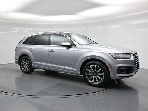 Used 2017 Audi Q7 3.0T Premium Plus w/ Premium Plus Package AWD/4WD image 60
