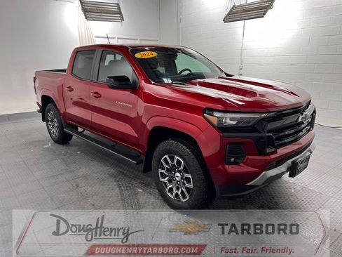 Used 2024 Chevrolet Colorado Z71 w/ Z71 Convenience Package 2 AWD/4WD image 4