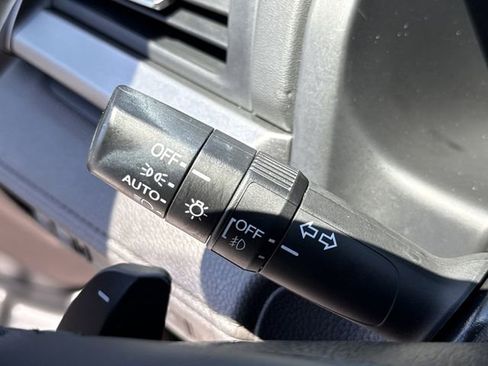 Used 2018 Honda Odyssey EX-L image 33