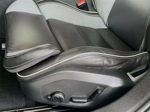 Used 2019 Volvo S60 T6 R-Design AWD/4WD image 23