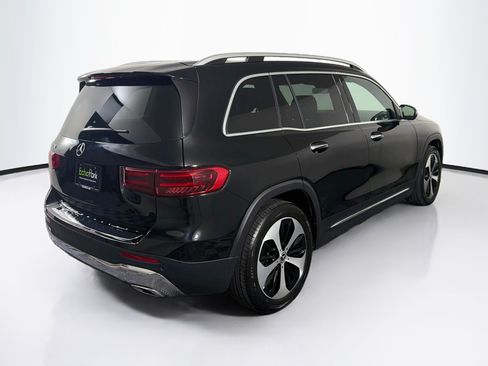 Used 2025 Mercedes-Benz GLB 250 image 9