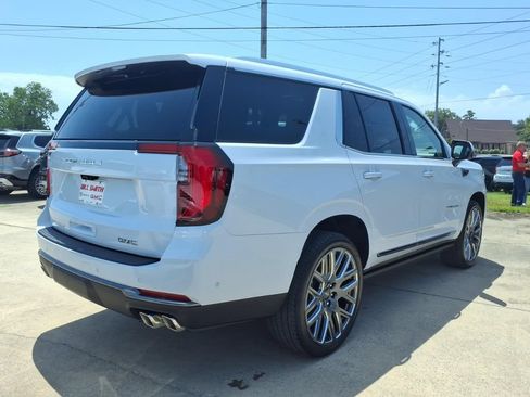 New 2026 GMC Yukon Denali Ultimate AWD/4WD image 7
