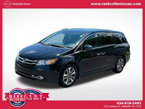 Used 2016 Honda Odyssey Touring image 1