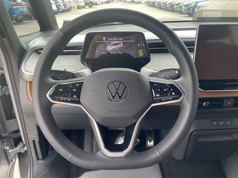 New 2025 Volkswagen ID. Buzz Pro S image 15