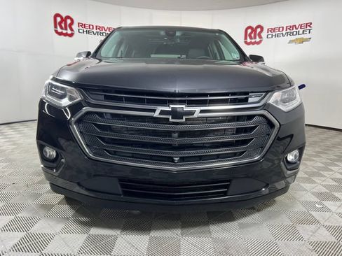 Used 2020 Chevrolet Traverse Premier w/ Redline Edition FWD image 2
