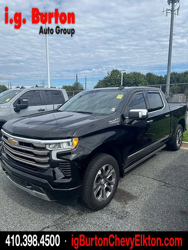 Used 2022 Chevrolet Silverado 1500 High Country w/ Technology Package AWD/4WD image 3