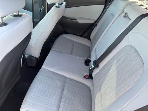 Used 2023 Hyundai Kona SEL w/ Convenience Package image 18