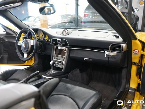 Used 2006 Porsche 911 Carrera 4S image 33