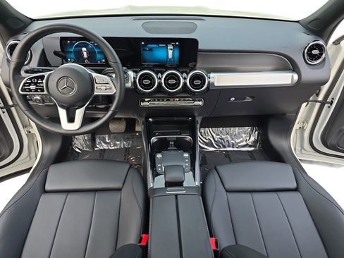 Certified 2023 Mercedes-Benz GLB 250 image 9