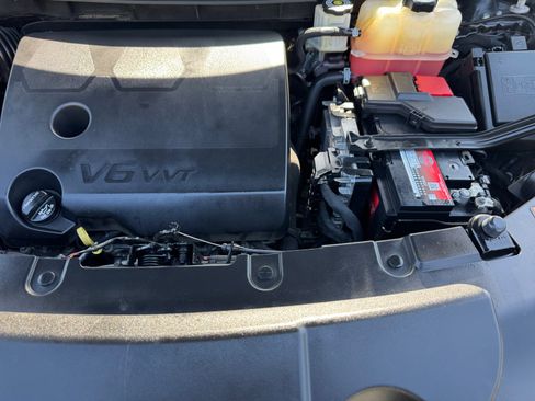 Used 2021 Chevrolet Traverse LS w/ LPO, Cargo Package FWD image 18