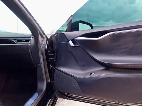 Used 2018 Tesla Model S 75D AWD/4WD image 16