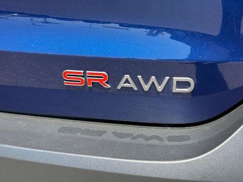 Certified 2025 Nissan Kicks SR AWD/4WD image 8