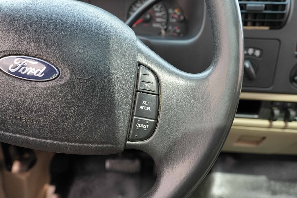 Used 2005 Ford F350 XLT AWD/4WD image 29
