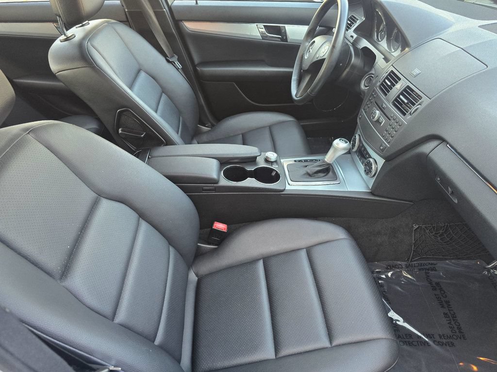 Used 2011 Mercedes-Benz C 300 4MATIC Sedan image 17