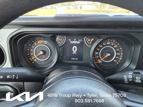 Used 2024 Jeep Wrangler Unlimited Sport AWD/4WD image 27