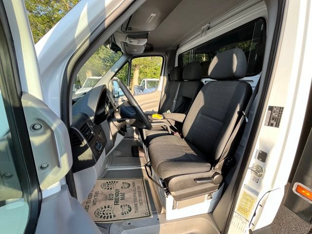 Used 2017 Mercedes-Benz Sprinter 3500 image 22
