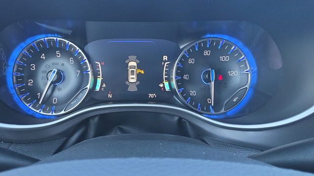 New 2026 Chrysler Pacifica Select FWD image 17