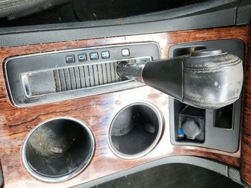 Used 2013 Chevrolet Traverse LT image 14