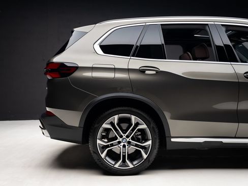 Used 2026 BMW X5 sDrive40i RWD image 37