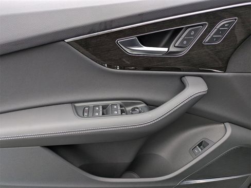 New 2026 Audi Q7 3.0T Premium Plus image 10