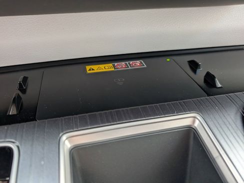 New 2026 Toyota Sienna XLE image 17