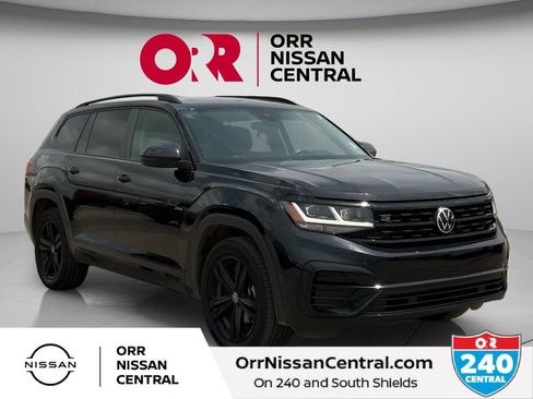 Used 2023 Volkswagen Atlas SEL R-Line AWD/4WD image 3