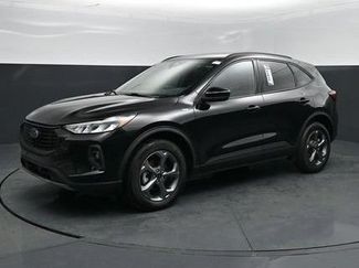 Used 2025 Ford Escape ST-Line Select AWD/4WD video 1