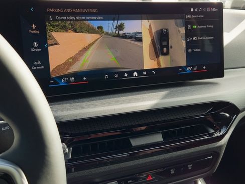 New 2026 BMW 330i Sedan w/ M Sport Package image 14