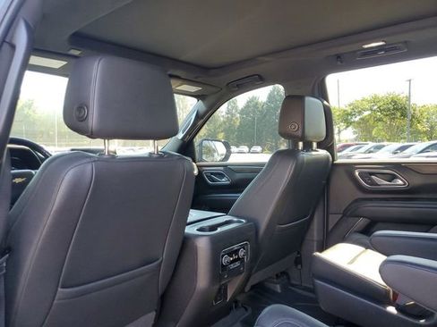 Used 2022 Chevrolet Tahoe LT RWD image 11