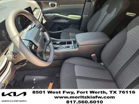 New 2026 Kia Sorento LX FWD image 9