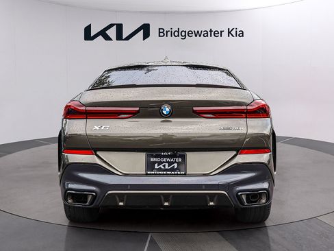 Used 2023 BMW X6 xDrive40i w/ M Sport Package AWD/4WD image 5