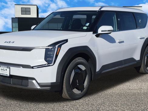 New 2026 Kia EV9 Wind image 4