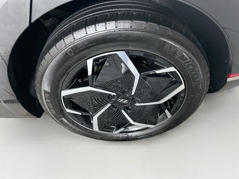 Used 2024 Hyundai Ioniq 5 SEL RWD image 11