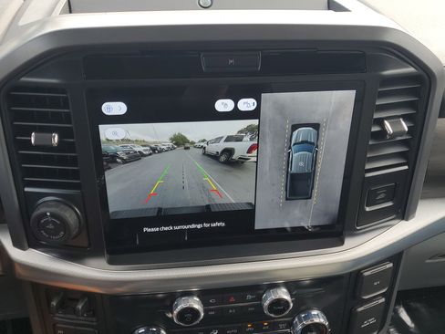 Used 2025 Ford F150 Lariat w/ Equipment Group 501A Mid image 25