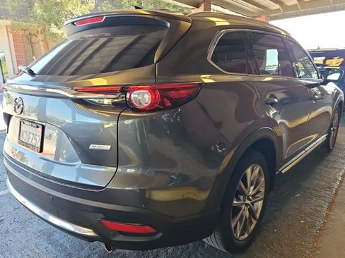 Used 2017 MAZDA CX-9 Signature AWD/4WD image 2