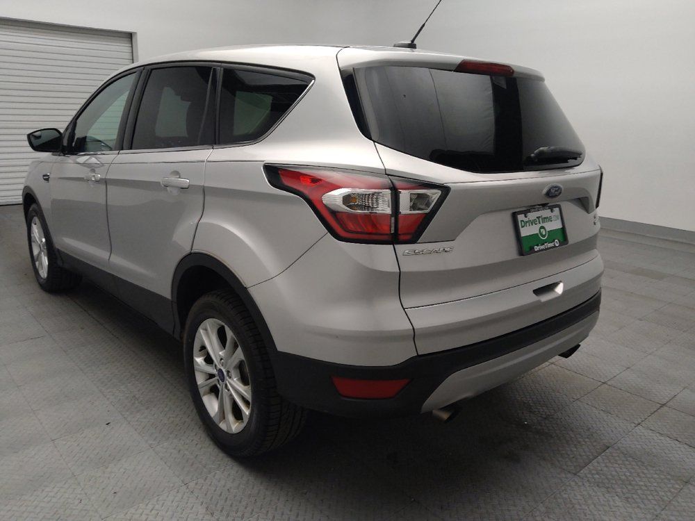 Used 2017 Ford Escape SE AWD/4WD image 5