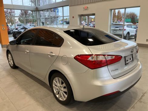 Used 2014 Kia Forte LX w/ Popular Package image 7