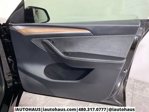 Used 2023 Tesla Model Y Performance AWD/4WD image 41