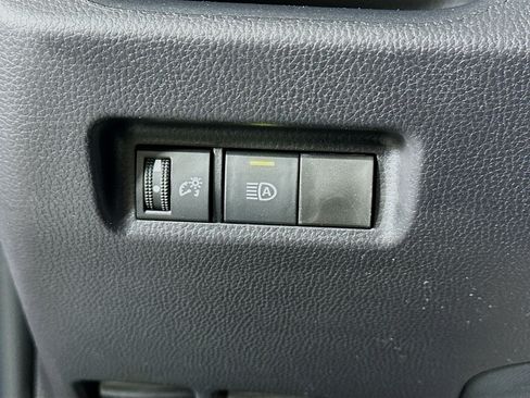 Used 2025 Toyota RAV4 LE image 17